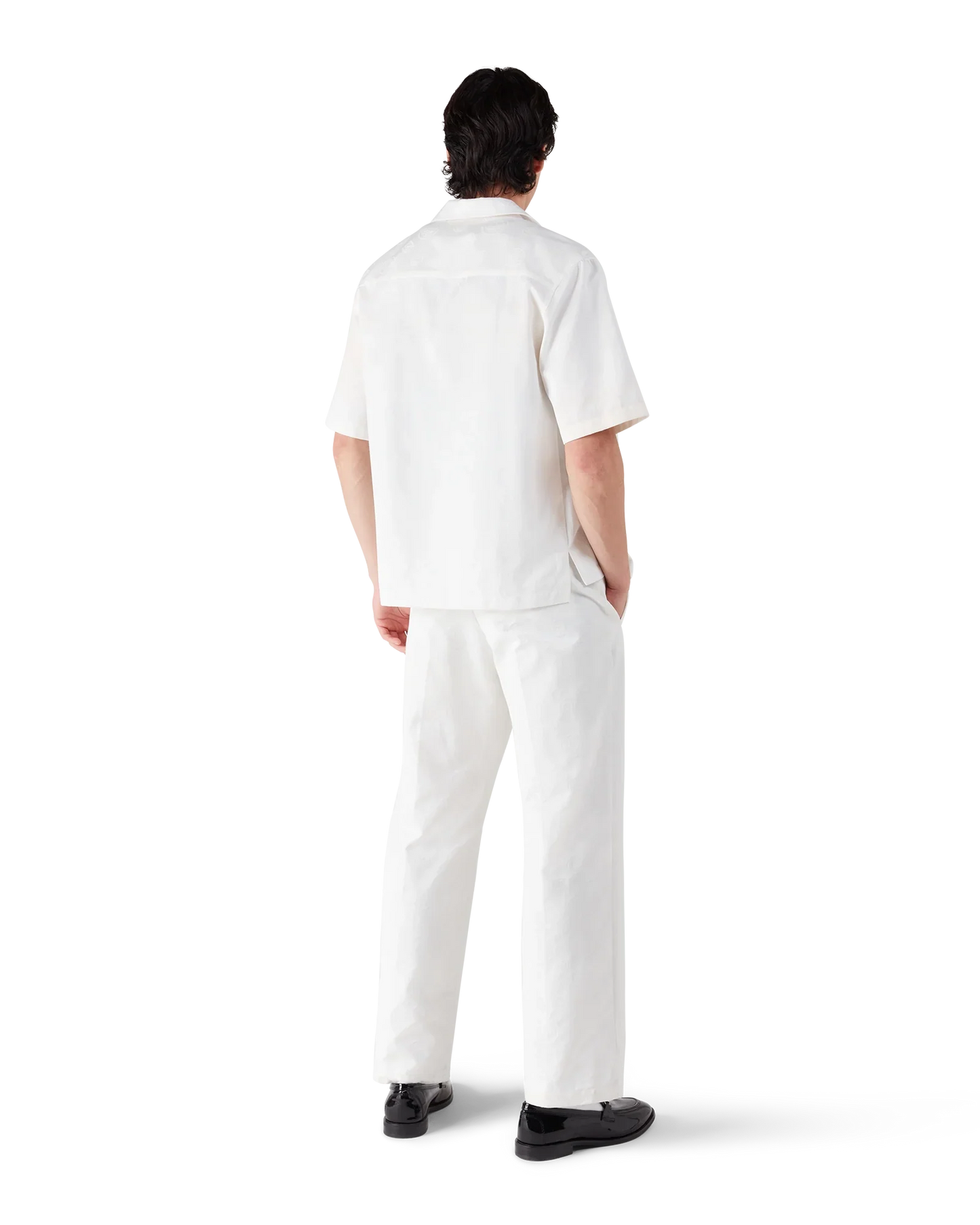 Chemise blanche monogrammée à manches courtes