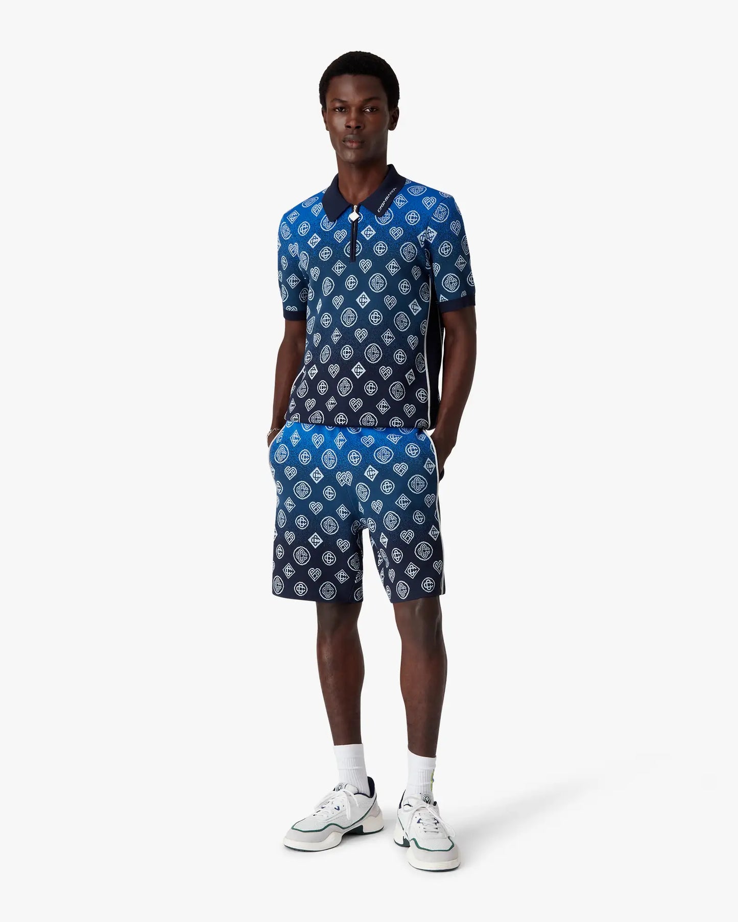 Polo tricoté à manches courtes avec monogramme dégradé marine
