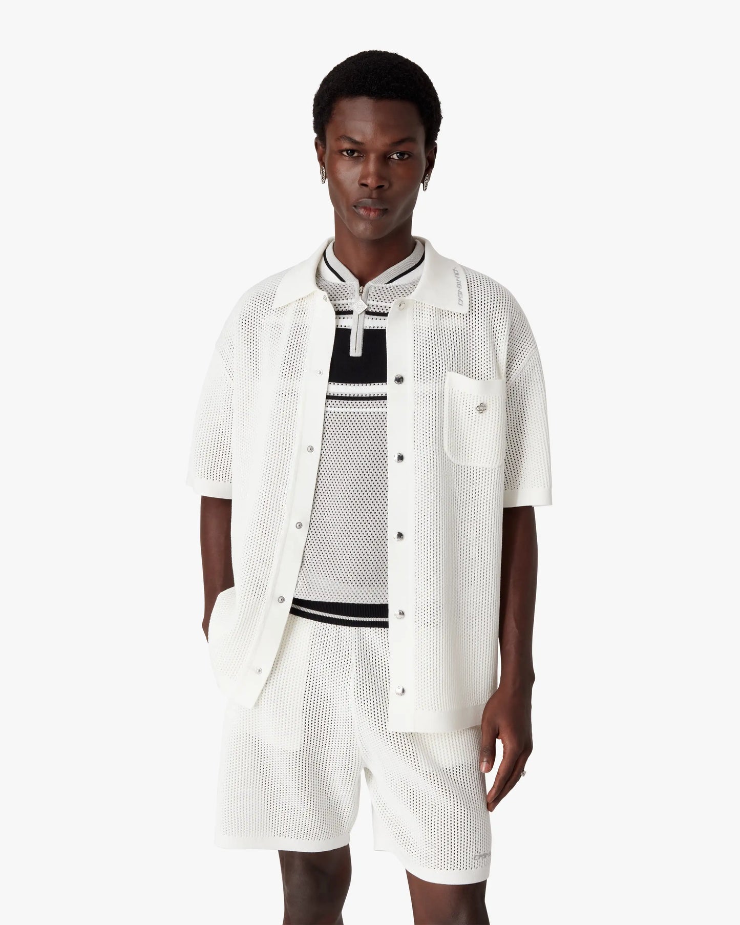 Chemise en maille blanche à manches courtes