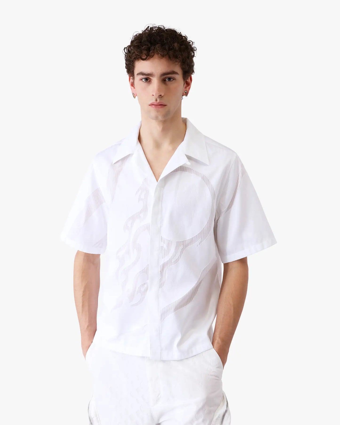 La chemise à manches courtes Fil Coupé "L'art du service"