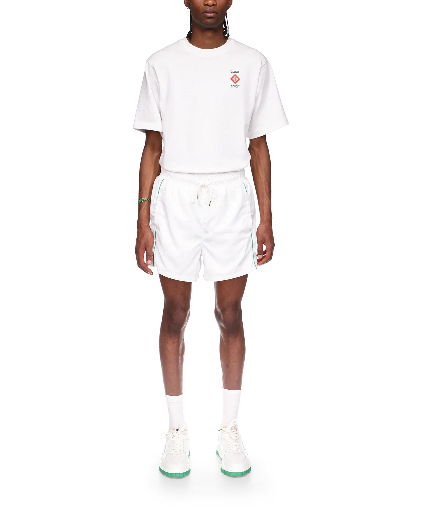 Short de sport à découpes laser