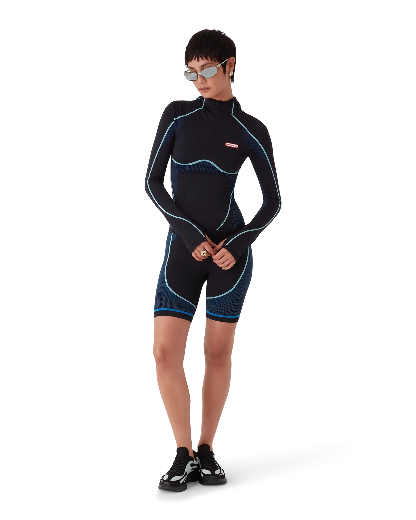 Short sans couture