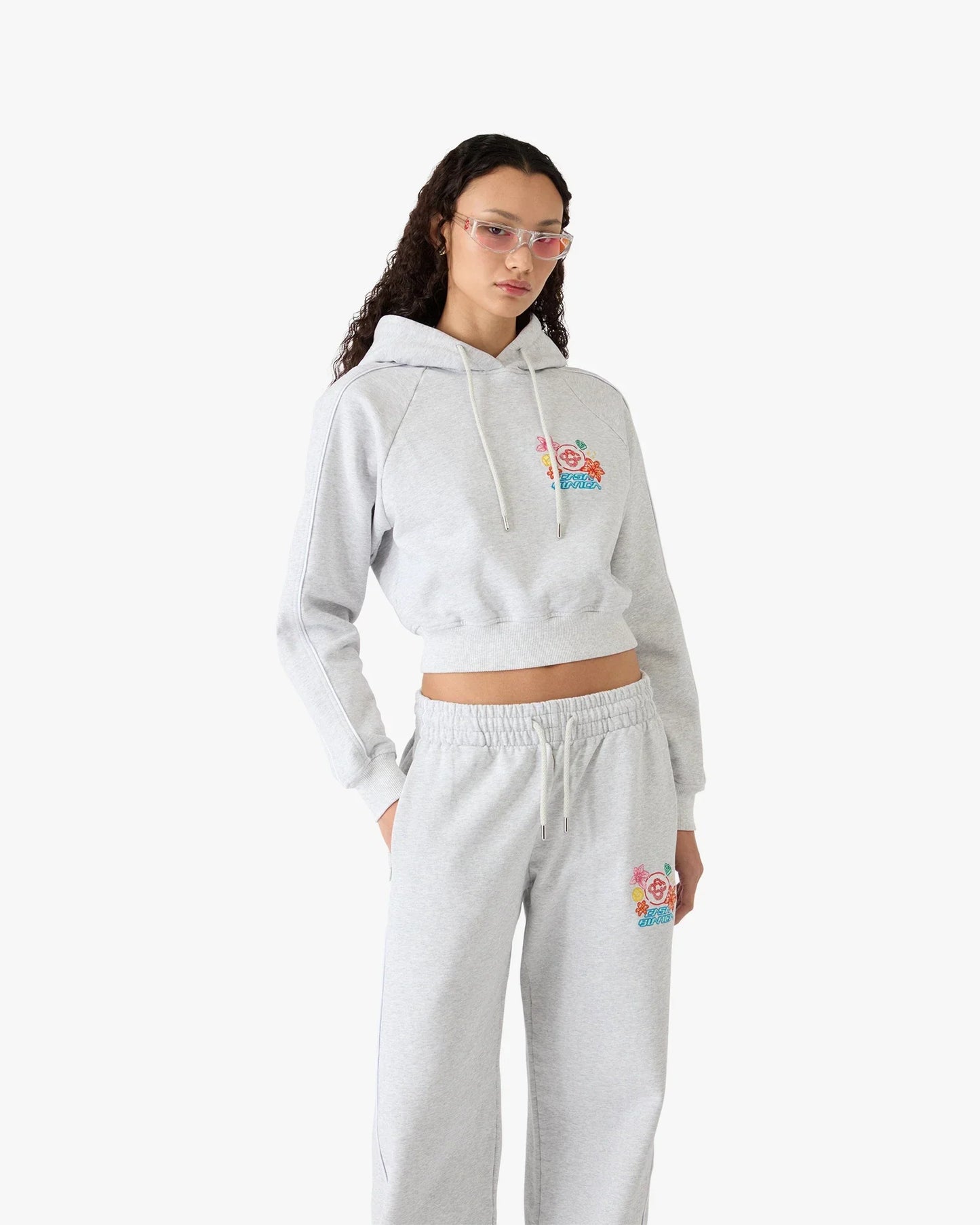Sweat-shirt court à capuche brodé gris